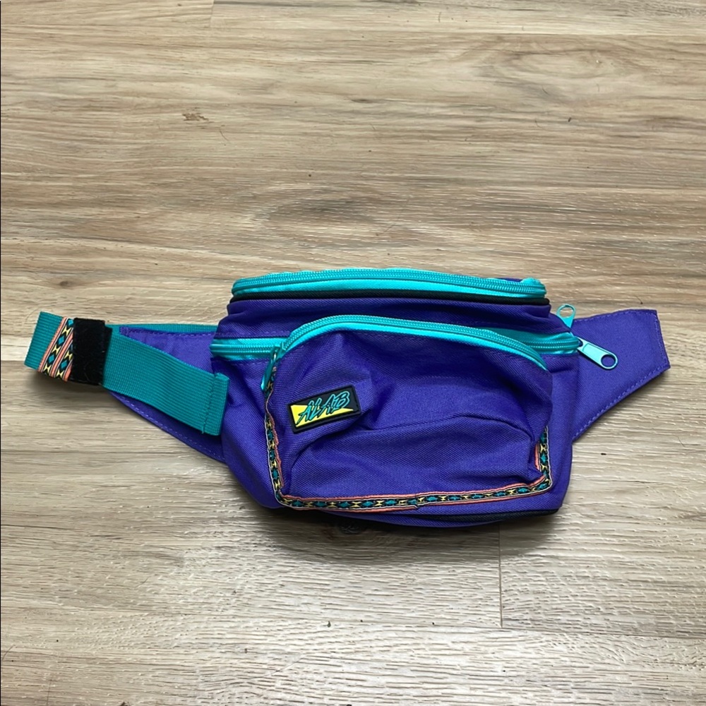 Vintage Purple Fanny Pack with Teal Accents